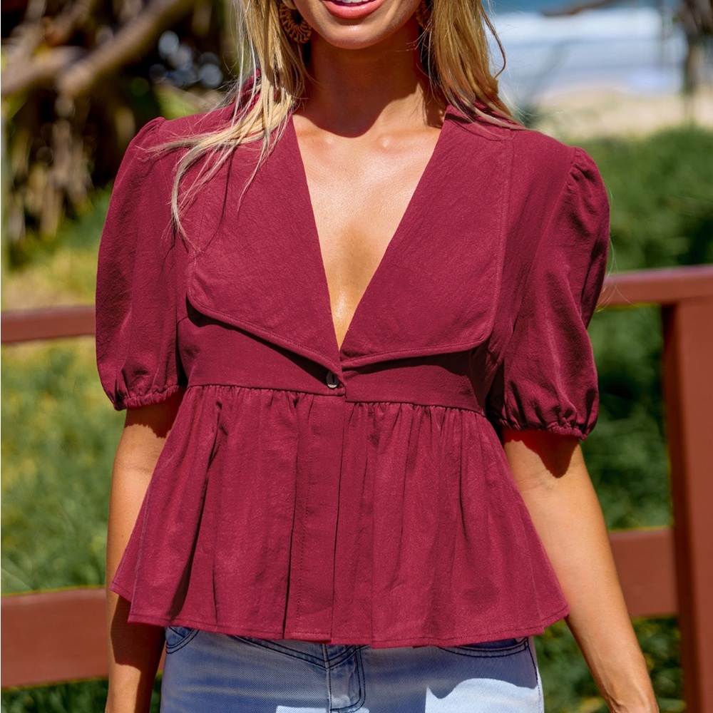 NWT XL Cupshe Cranberry Collared Short Sleeve Cropped Top
